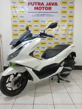 Pcx 160 cbs 2022 putih cash & kredit