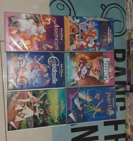 KASET VIDEO VHS FILM WALT DISNEY'S (6 PIC)