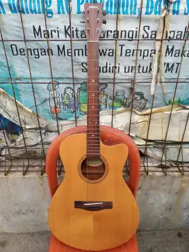 Gitar akustik yamaha fs400c