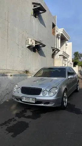 mercedes benz E200 W211 2024