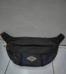 Tas selempang eiger
