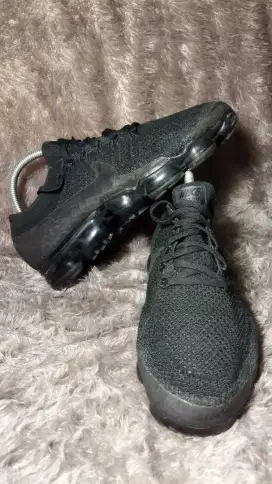 Original Nike Vapormax Flyknit 3 Triple Black.