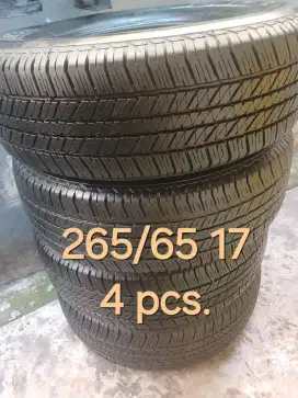 265/65 17 Bridgestone 4 pcs.