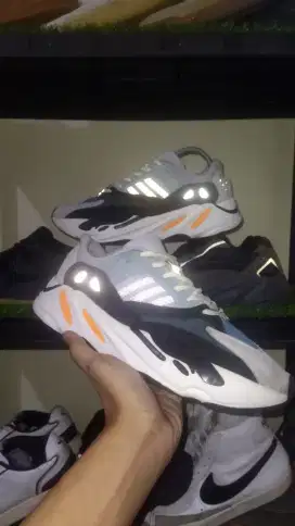 Yezzy 700  legit Istimewa reflective