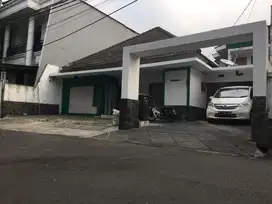 Indekos Cempaka Putih Barat