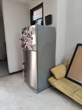 kulkas  2 pintu jumbo