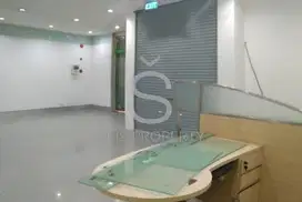 DISEWAKAN TEMPAT USAHA (EX BANK) POSISI MAINROAD STRATEGIS KOTA BDG