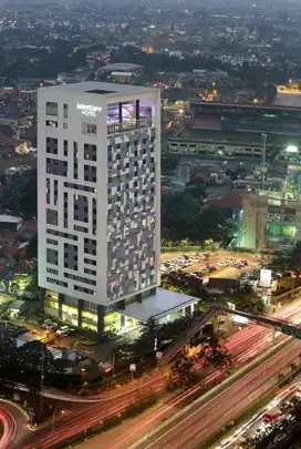 Hotel mercure mewah bintang 4 di jakarta selatan