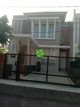 Dijual Rumah Bagus 2 lantai di Cluster  Bukit Cimanggu City