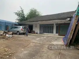 Ruang Usaha/ Gudang 1 Lantai Pinggir Jalan Utama Ragunan Raya