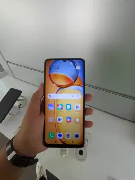 Redmi 13c ram 8/256GB
