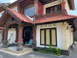 jual rumah + toko di jalan utama celuk sukawati