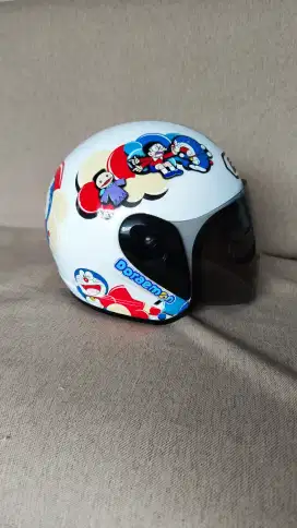 Helm Doraemon anak