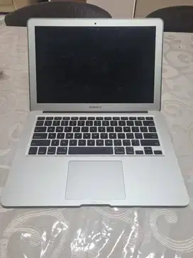 Macbook Air 13 In 2013 4/128