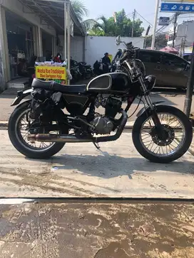 Honda GL custom bratsyle