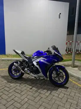 Di jual yamaha r25 2017