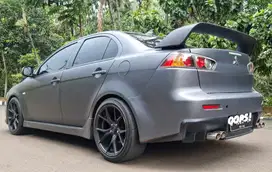 Mitsubishi Lancer 2010 Bensin