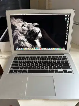 Macbook Air 13 in 2013 i5 8 128gb