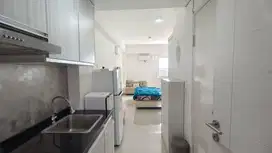 Di sewakan  apartemen studio furnish di aeropolis Tangerang