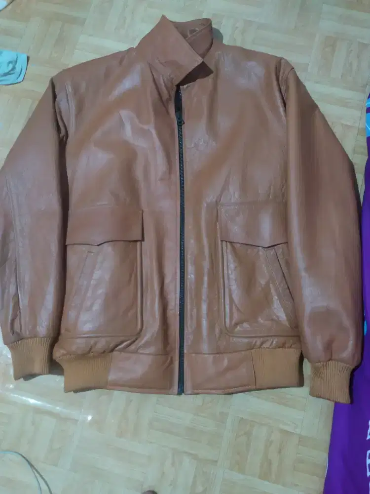 Jaket kulit asli warna coklat