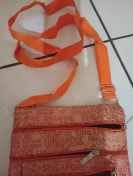 Tas selempang Singapore ori