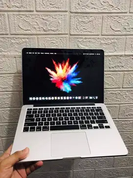 Macbook Pro 13 In 2015 8 / 128gb