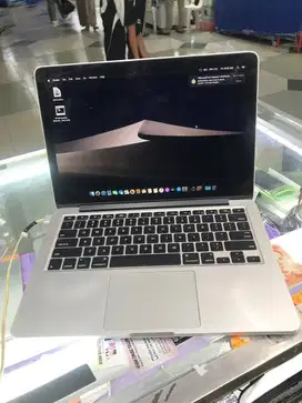 Macbook Pro 13 In 2015 8 / 256gb