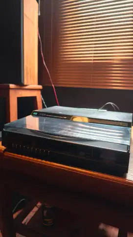 Turntable Sansui P-M70