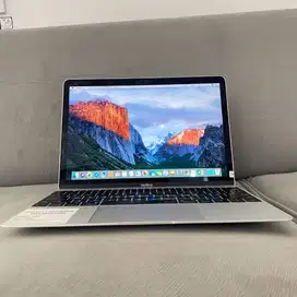 MacBook 2017 12 RAM 8/500 GB, PROMO CASHBACK!!