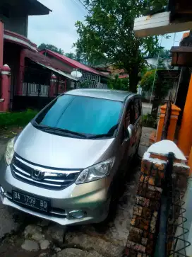 Honda FREED PSD 2012 Akhir Type Tertinggi