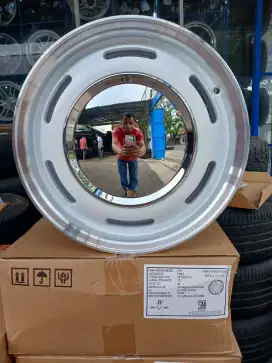 Velg retro jf luxury ring 15x6 pcd 4x100/114,3 ET 40 avanza vios 4pcs