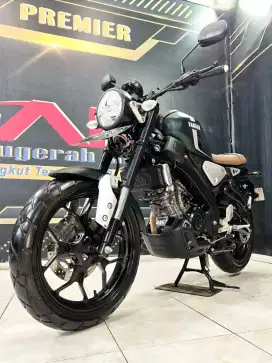 Mbois bolo Yamaha XSR 155 2021 km 7rb.Anugerah Motor rungkut tengah 81