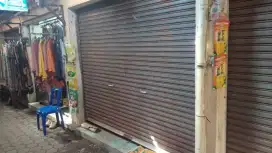 Dijual Toko di Pasar Kesatrian