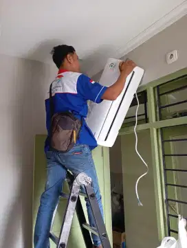 Pasang AC,Bongkar AC,Cuci AC,isi Freon panggilan