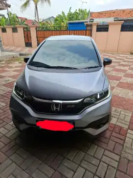 Hoda Jazz Rs 19 km 30 Ribuan.kondisi mulus tangan ke 1 Dari baru