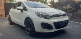 KM 86 RB KIA RIO TH 2013 MATIC