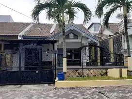 Rumah siap huni GKB Gresik