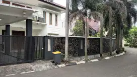 RUMAH BINTARO JAYA  SEKTOR 1 JAKARTA SELATAN