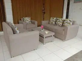 Sofa hadap retro tipe 321