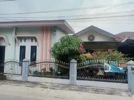 Dijual rumah lebar cocok untuk kos kosan