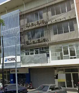Disewakan ruko terawat, murah, 4lt, full ac, di Icon 21, merr