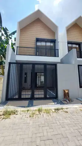 Dijual Rumah Baru 2 Lantai Scandinavian di Kalijudan Mulyorejo