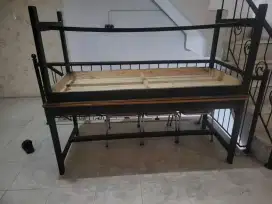 Meja segiempat panjang cafe