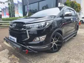 Pajak Panjang Toyota Kijang Innova 2.0 V Bensin-AT 2017 Hitam SOO