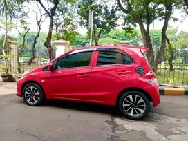 HONDA BRIO 1.2 E 2018 Merah AT Mulus Full Original Jarang Pakai