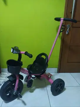 sepeda anak roda 3