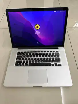 Macbook Pro 15 in 2015 i7 16 128gb