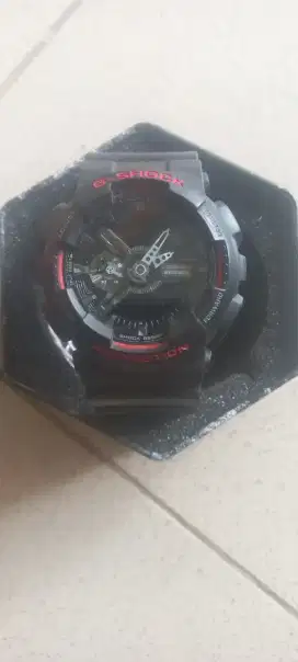 Jual Jam tangan G-shock tipe GA-110HR-1ADR