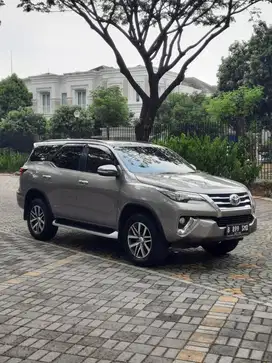 [MULUS] Toyota Fortuner VRZ AT 2016