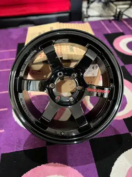 Jual velg te37 R18 hitam fortuner/pajero/hilux